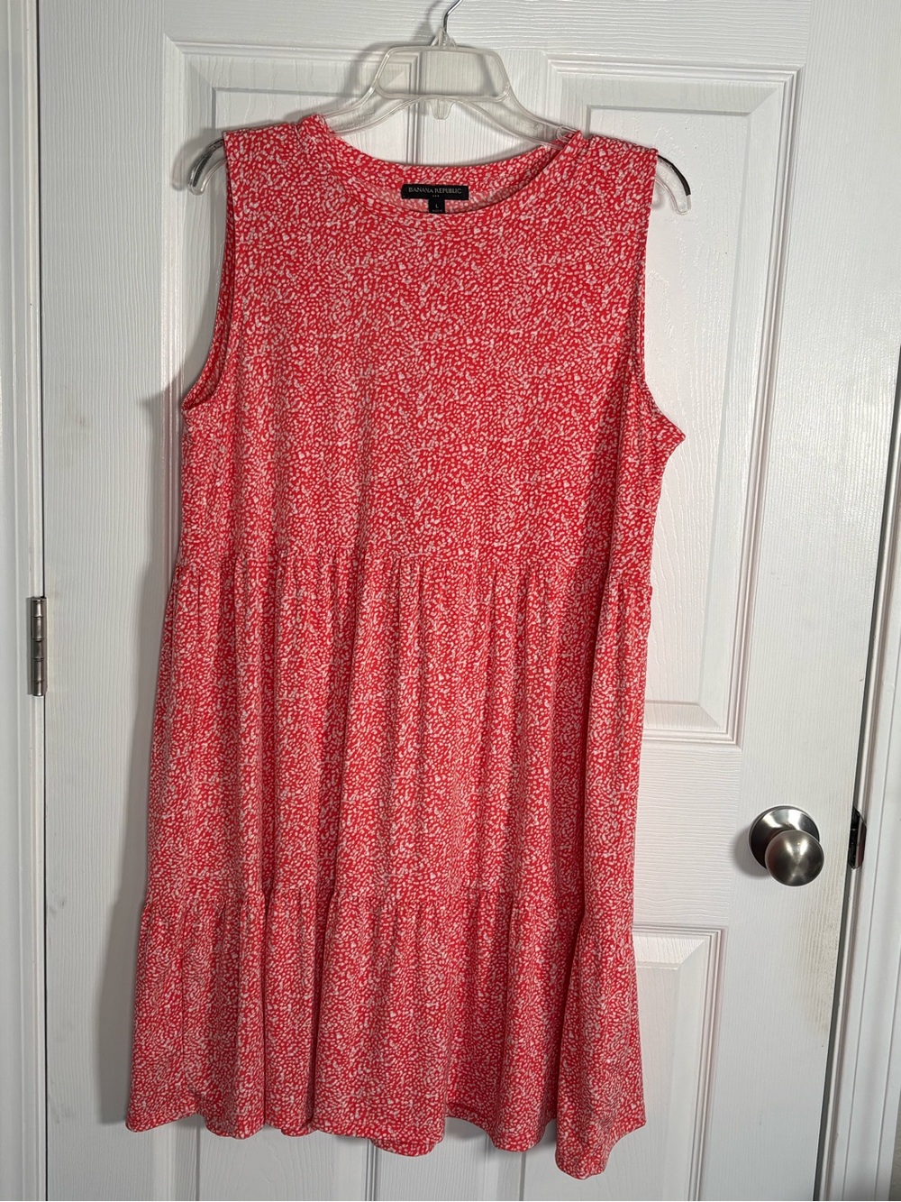 Banana Republic Sleeveless Tiered Dress size Large